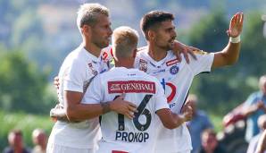 Alexander Grünwald, Dominik Prokop und Tarkan Serbest jubeln