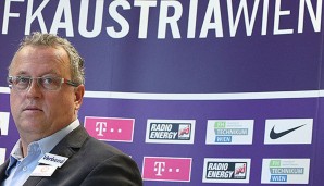 Franz Wohlfahrt kündigt eine Neuverpflichtung an