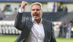 Die Wiener Austria mit Trainer Thorsten Fink bekommt nach der EURO 250.000 Euro