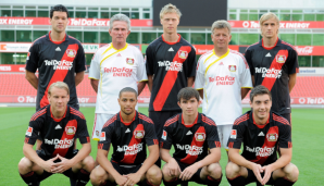 Petsos durchlief alle Jugendstationen bei Bayer Leverkusen, ehe er in der Kampfmannschaft von Jupp Heynckes trainiert wurde