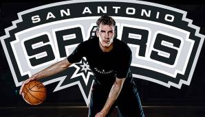 Jakob Pöltl wurde von den Toronto Raptors zu den San Antonio Spurs getradet.