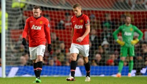 Wayne Rooney (l.) traf gegen Tottenham nicht und war mit der Schiedsrichterleistung unzufrieden