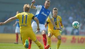 Eintracht Braunschweig kassierte bei Holstein Kiel eine deftige Klatsche und muss in die 3. Liga.