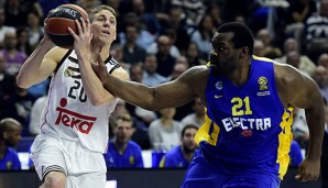 Jaycee Carroll (l.) stellte Maccabi Tel Aviv mit seinem Shooting vor unlösbare Probleme