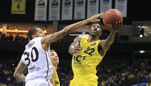 Will Cherry (r.) will mit Alba Berlin im Eurocup ähnlich durchstarten wie in der BBL