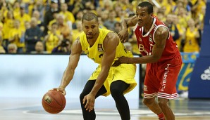 Jordan Taylor (l.) hielt Alba Berlin in der zweiten Halbzeit im Spiel