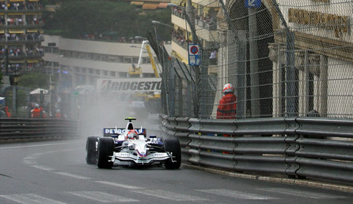 Robert Kubica kommt hingegen unbeschadet durch den Regen