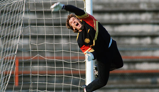 Nur als zweiter Torhüter zur WM 1986 nach Mexiko? "Nicht mit mir", dachte sich HSV-Keeper Uli Stein und beschimpfte das DFB-Team als 'Gurkentruppe'