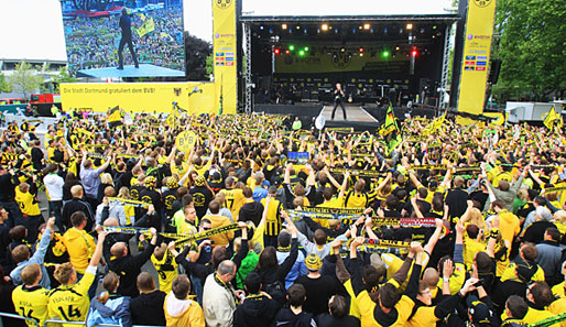 Die Party kann beginnen: Ein schwarz-gelbes Meer an der Westfalenhalle