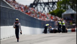 09.06.2012, Kanada: Pastor Maldonado ist das geborene Tankstellen-Testimonial: "I'm walking" führt er stolz und routiniert in Montreal auf