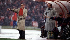 Am Seitenrand stand er vor allem für eines: Die Kontrolle seines Teams über das Spiel, immer mit Ball am Fuß, immer Herr der Lage