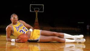 1971 & 1985: Kareem Abdul-Jabbar - Milwaukee Bucks, Los Angeles Lakers - 4-0 vs. Bullets, 4-2 vs. Celtics