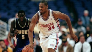 PLATZ 5: Michael Olowokandi - Los Angeles Clipppers (1. Pick 1998). Die gute Nachricht: Olowokandi wurde immerhin ein guter Shotblocker. Die schlechte Nachricht: Mehr aber auch nicht. Nach ihm gedraftet: Dirk Nowitzki, Vince Carter.