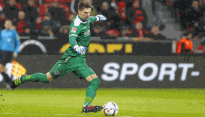 Ron-Robert Zieler: Nach dem Abstieg aus der Bundesliga mit Hannover heuert der 27-jährige Keeper bei Leicester City an. Englands Meister zahlt 6,5 Millionen Euro