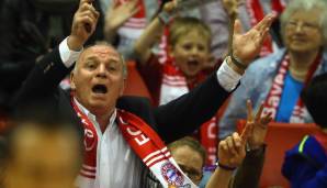 Hoeneß 2012 über Schwarzgeld in der Liga: "Es ist unklug, solche Dinge zu machen, denn irgendwann kommt doch immer alles raus. Und es kann doch nicht der Sinn der Sache sein, ins Gefängnis zu wandern, nur um ein paar Mark Steuern zu sparen."