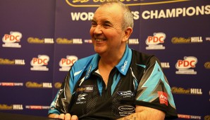 Doch ein Phil Taylor lässt sich nicht vorschreiben, wann er abzuschenken hat. Er stellte ein paar Tage nach seinem Aus klar, dass er 2017 noch die Turniere spielen wird, bei denen er automatisch qualifiziert ist