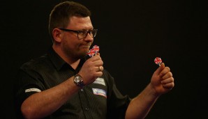 Der Traum eines jeden Hobby-Spielers: Das Bulls Eye nach Belieben bearbeiten. Rekordhalter James Wade könnte da als Nachhilfelehrer fungieren. The Machine traf im Oktober 2016 satte 15 Mal ins äußere und innere Bulls Eye - in nur 60 Sekunden. Respekt!