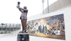 Vince Lombardi: Der legendäre Head Coach der Green Bay Packers gewann mit ihnen fünf Meisterschaften in sieben Jahren, darunter die ersten beiden Super Bowls. 1970 verstarb er, 2003 wurde ihm eine Statue vor dem Lambeau Field gebaut.