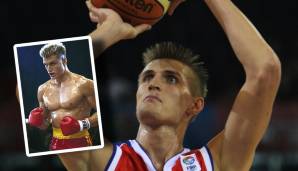 Ivan Drago (Dolph Lundgren) hat den epischen Kampf gegen Rocky Balboa verloren. Im Basketball hat Rocky wohl keine Chance gegen Ivan. Oder ist das Andrei Kirilenko?