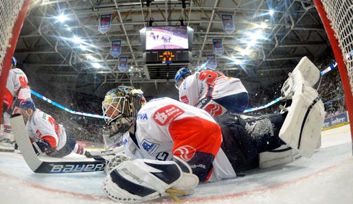 Die Eisbären Berlin kassierten bei Adler Mannheim eine überraschende 1:3-Niederlage