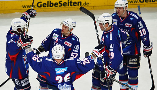 Die Adler Mannheim können einen souveränen Sieg bejubeln