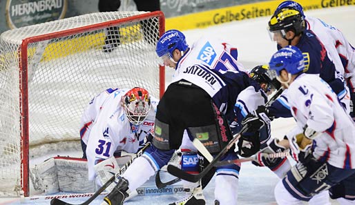 Die Adler Mannheim liegen gegen den ERC Ingolstadt in der Best-of-Five-Serie mit 2:0 vorn