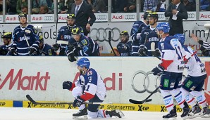 Die Adler Mannheim haben allen Grund zu jubeln - Sie feierten ihre erste Meisterschaft nach acht Jahren