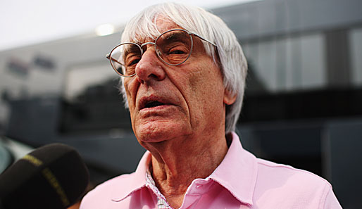 Bernie Ecclestone hat im Streit um den Rennkaledner 2012 ein Machtwort gesprochen