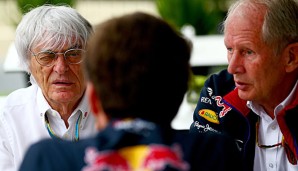 Bernie Ecclestone (l.) wird von den Mittelklasseteams angeprangert