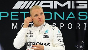 Valtteri Bottas startet beim Großen Preis von Bahrain von der Pole Position