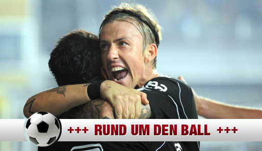 Guti wechselte vor der Saison von Real Madrid in die Türkei zu Besiktas. Sein Freund Raul zu Schalke