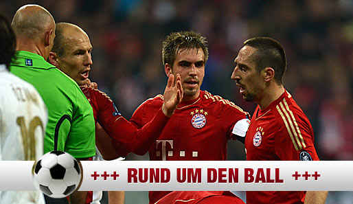 Arjen Robben (r.) redete heftig auf Franck Ribery ein (r.), Philipp Lahm (M.) versuchte zu schlichten.