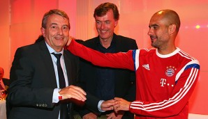 Wolfgang Niersbach (l.) war auf der Double-Feier des FC Bayern zugegen