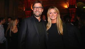 Jürgen Klopp mit seiner Frau Ulla nach dem verlorenen Champions-League-Finale des BVB gegen die Bayern im Jahr 2013.