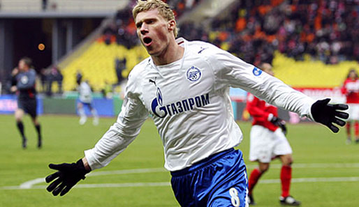 Pawel Pogrebnjak wechselt 2007 von Tom Tomsk zu Zenit St. Petersburg