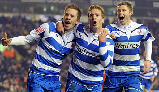 Sigurdssons (l.) größter Moment: Der Sieg im FA-Cup beim FC Liverpool (2:1 n.V.) im Januar 2010