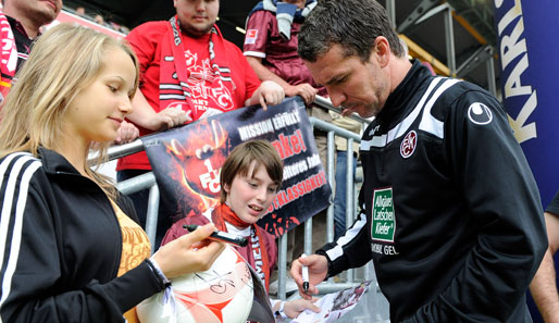 Marco Kurz (r.) geht mit den Pfälzern in die zweite Bundesliga-Saison nach dem Wiederaufstieg