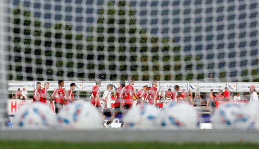 Nicht nur die Bayern-Profis schwitzen im Trainingslager. Auch die Journalisten durften ran