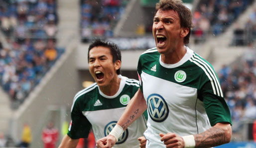 Die Wolfsburger Mandzukic und Hasebe (l.) sind bereits in ausgezeichneter Verfassung