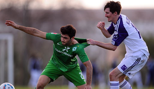 Mehmet Ekici (l.) bereitete das 1:0 von Markus Rosenberg vor