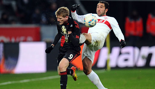 Christian Molinaro (r.) sah nach einem Foulspiel an Schürrle Rot