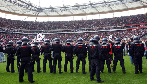 Eintracht Frankfurt darf für das erste Heimspiel insgesamt nur 20 000 Karten verkaufen