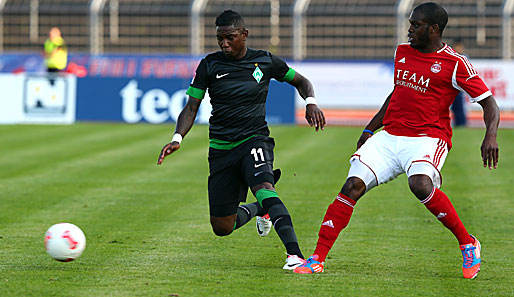 Einen Siegtreffer muss man wohl als gelungenen Einstand bezeichnen: Eljero Elia (l.)