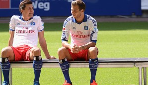 Dennis Diekmeier (r.) bleibt nach seinem Fußbruch derzeit nur die Zuschauerrolle