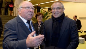 Felix Magath (r.) wolle im Fußball bleiben, stehe aber nicht mehr für alle Aufgaben zur Verfügung