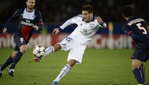 Aleksandar Mitrovic (m.) kam in allen sechs Champions-League-Spielen für Anderlecht zum Einsatz