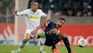 Alvaro Dominguez (l.) will in der Rückrunde wieder auf den Platz zurückkehren