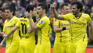 Mit Defensiv-Rotation:: Der BVB hat schon viele Abwehr-Formationen gestetst.