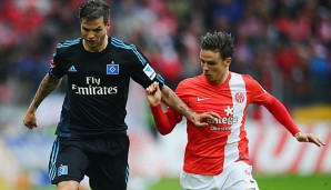 Bald Kollegen? Dennis Diekmeier (l.) und der Mainzer Nicolai Müller