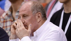 Uli Hoeneß hat sich offenbar einer Routinemaßnahme unterzogen